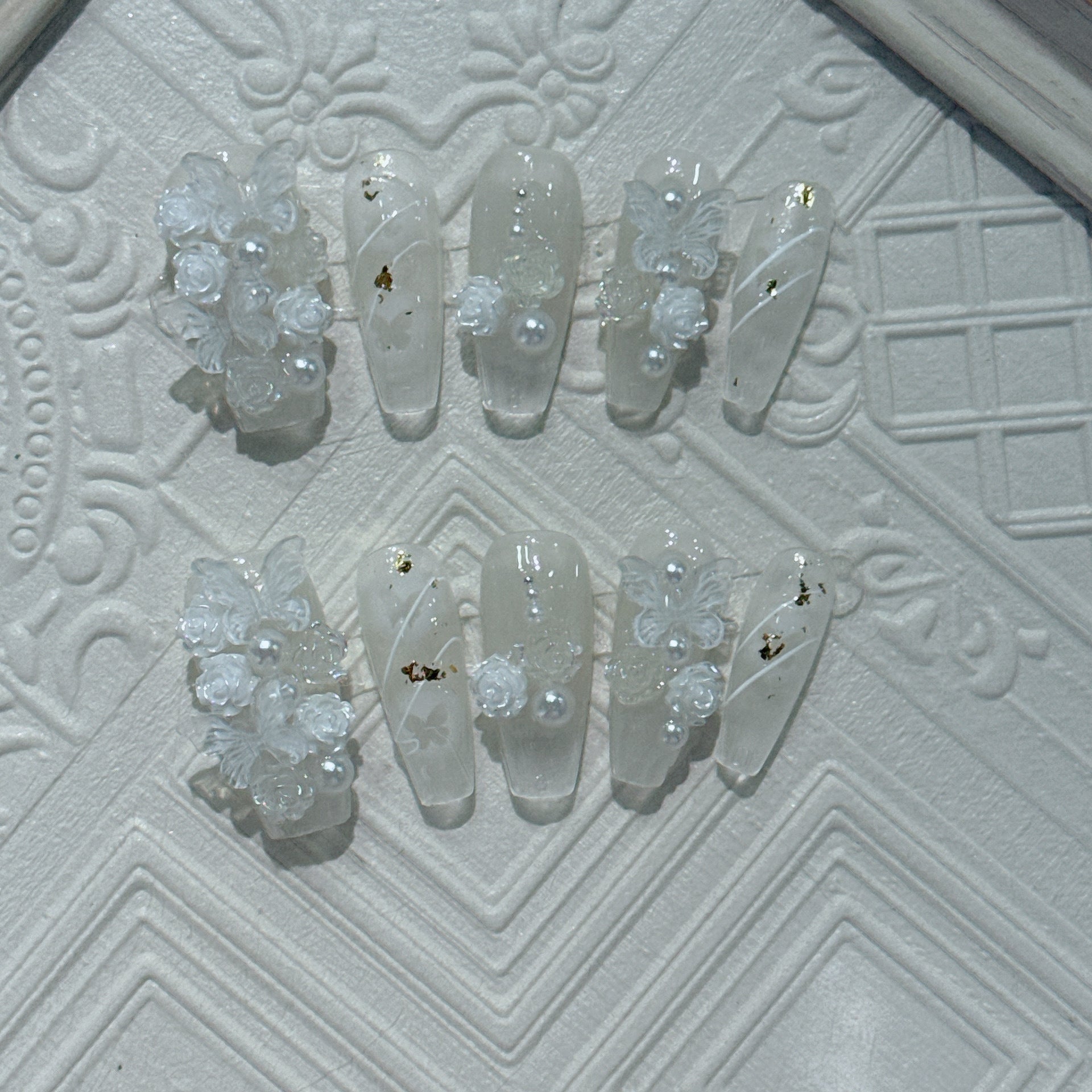 クリア・カメリア・バタフライ