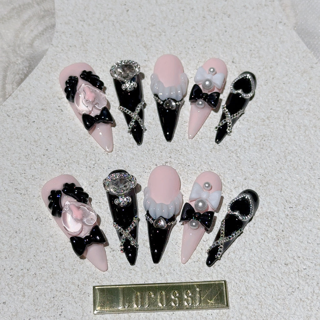 ゴシックハートとパールフリル