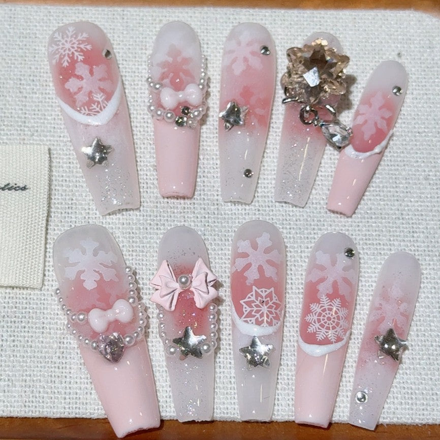 ガーリーウィンターネイル