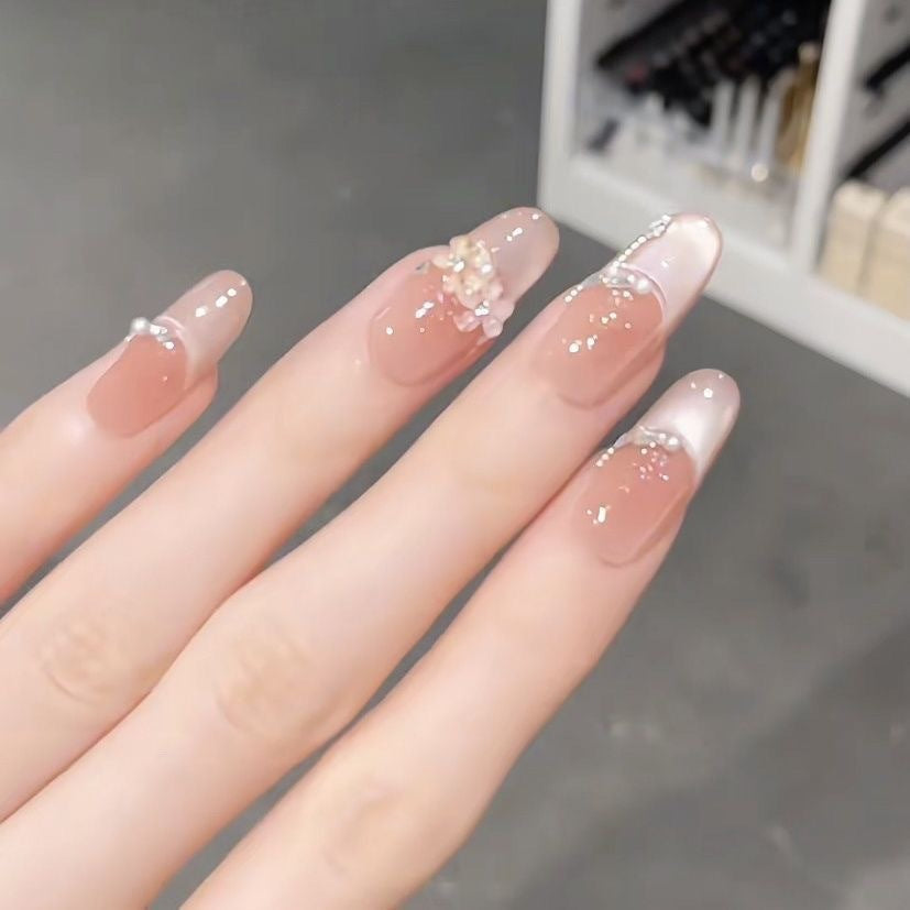 【オフィスカジュアル】上品小花ネイル