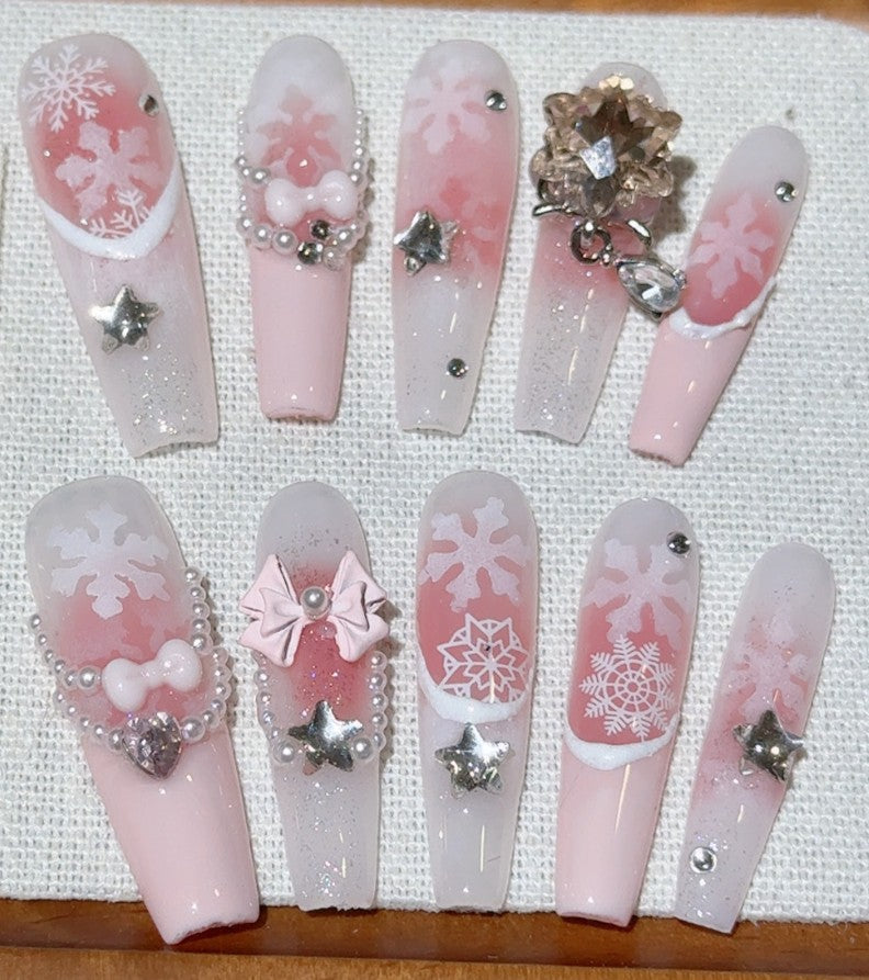 ガーリーウィンターネイル