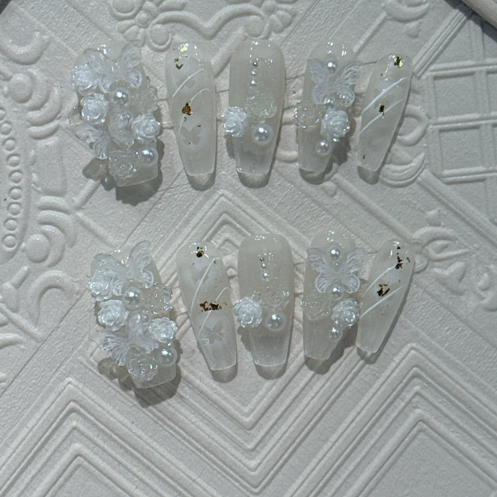 クリア・カメリア・バタフライ