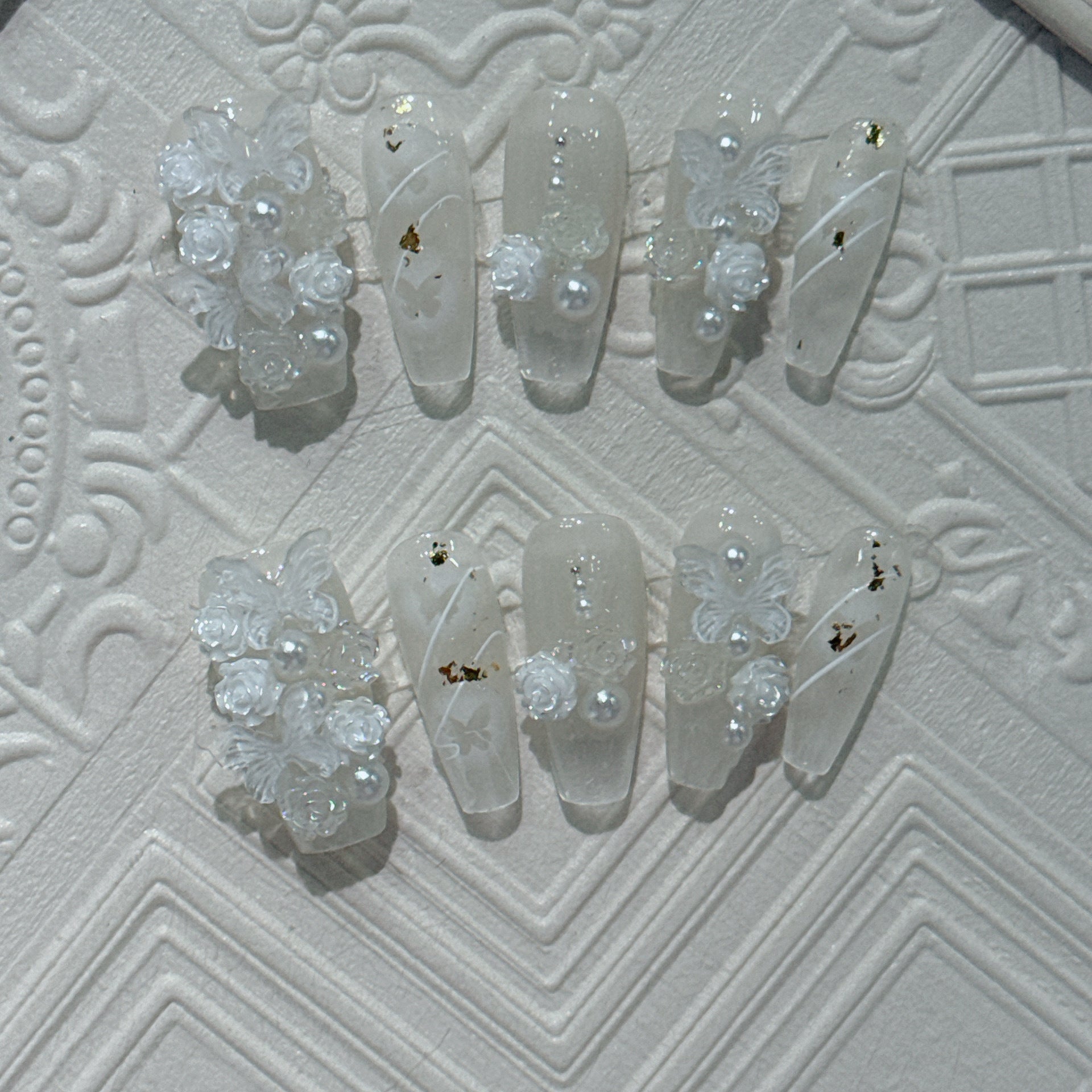 クリア・カメリア・バタフライ