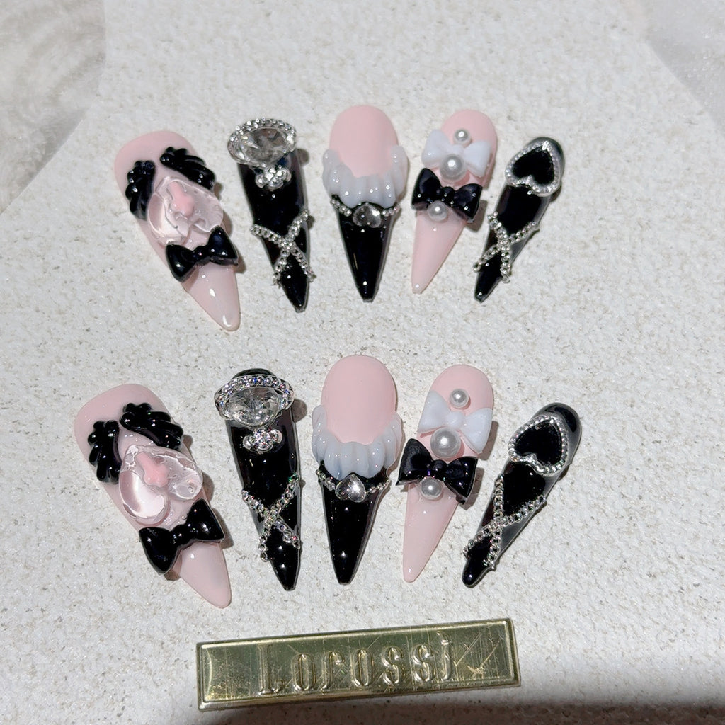 ゴシックハートとパールフリル