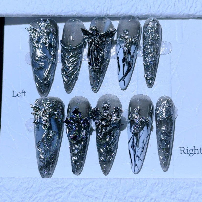 メタリック・エンジェル