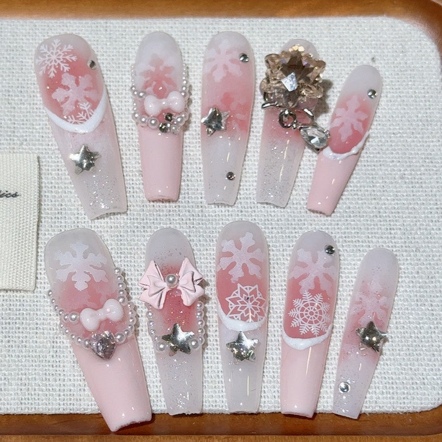 ガーリーウィンターネイル