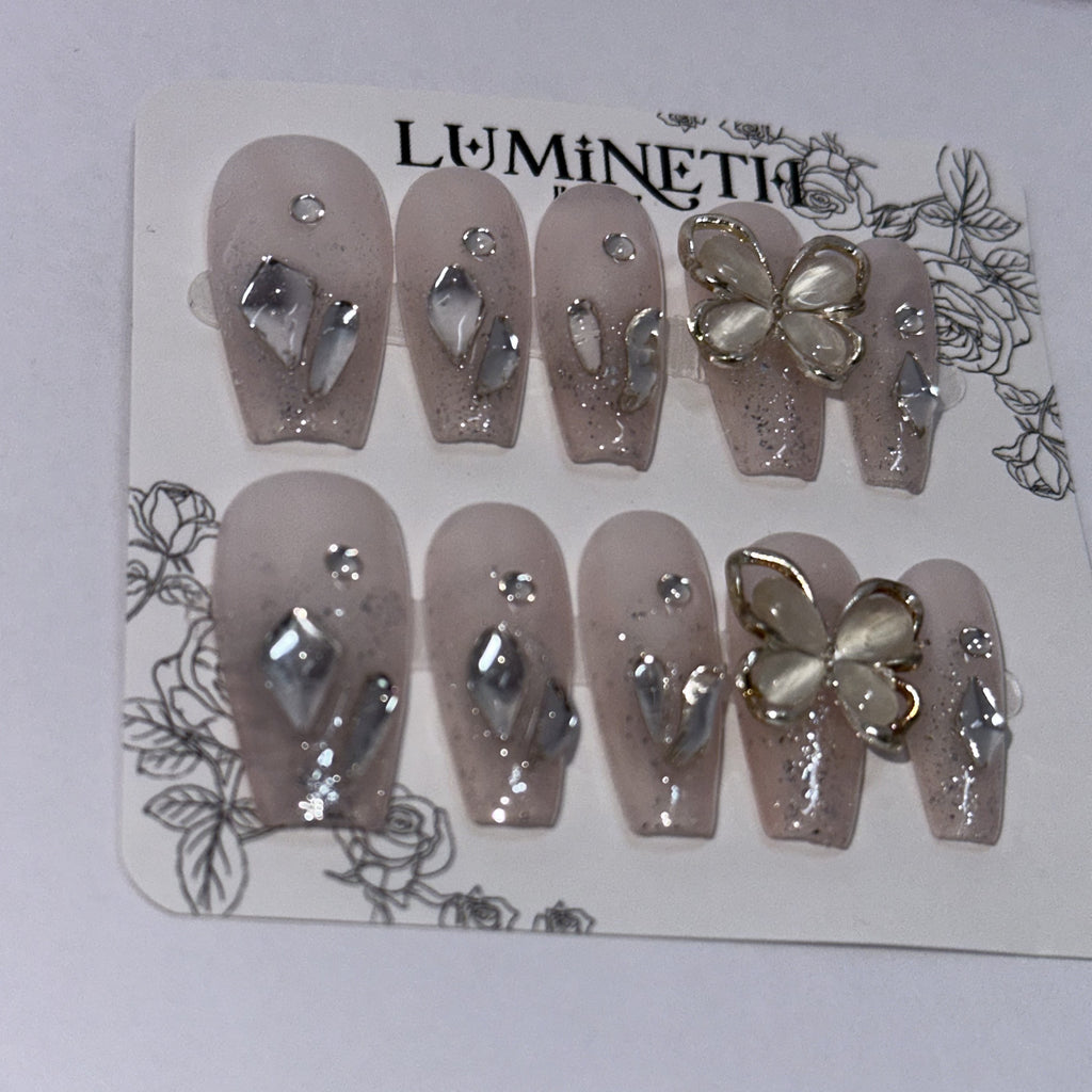 ダイヤモンド・バタフライ