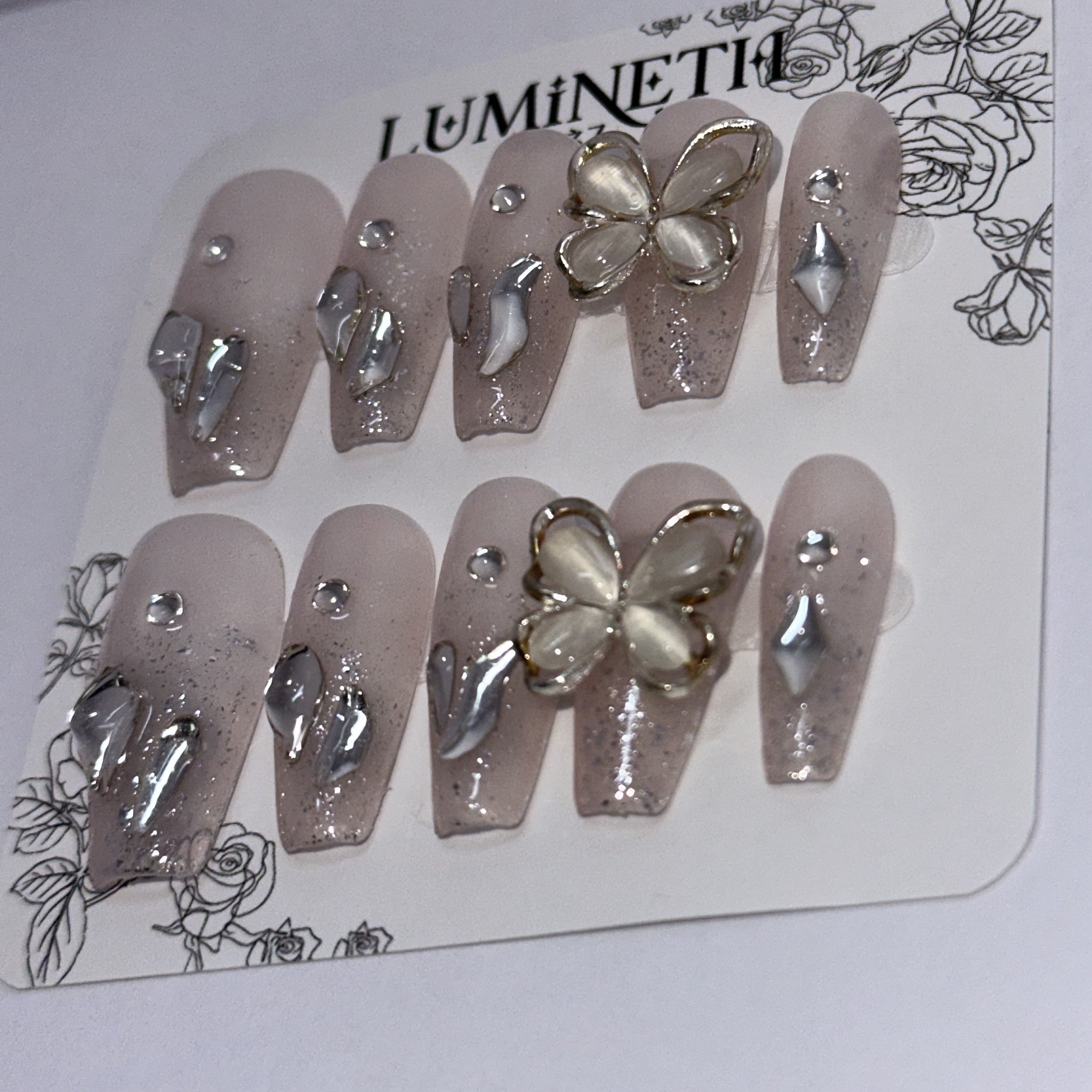 ダイヤモンド・バタフライ