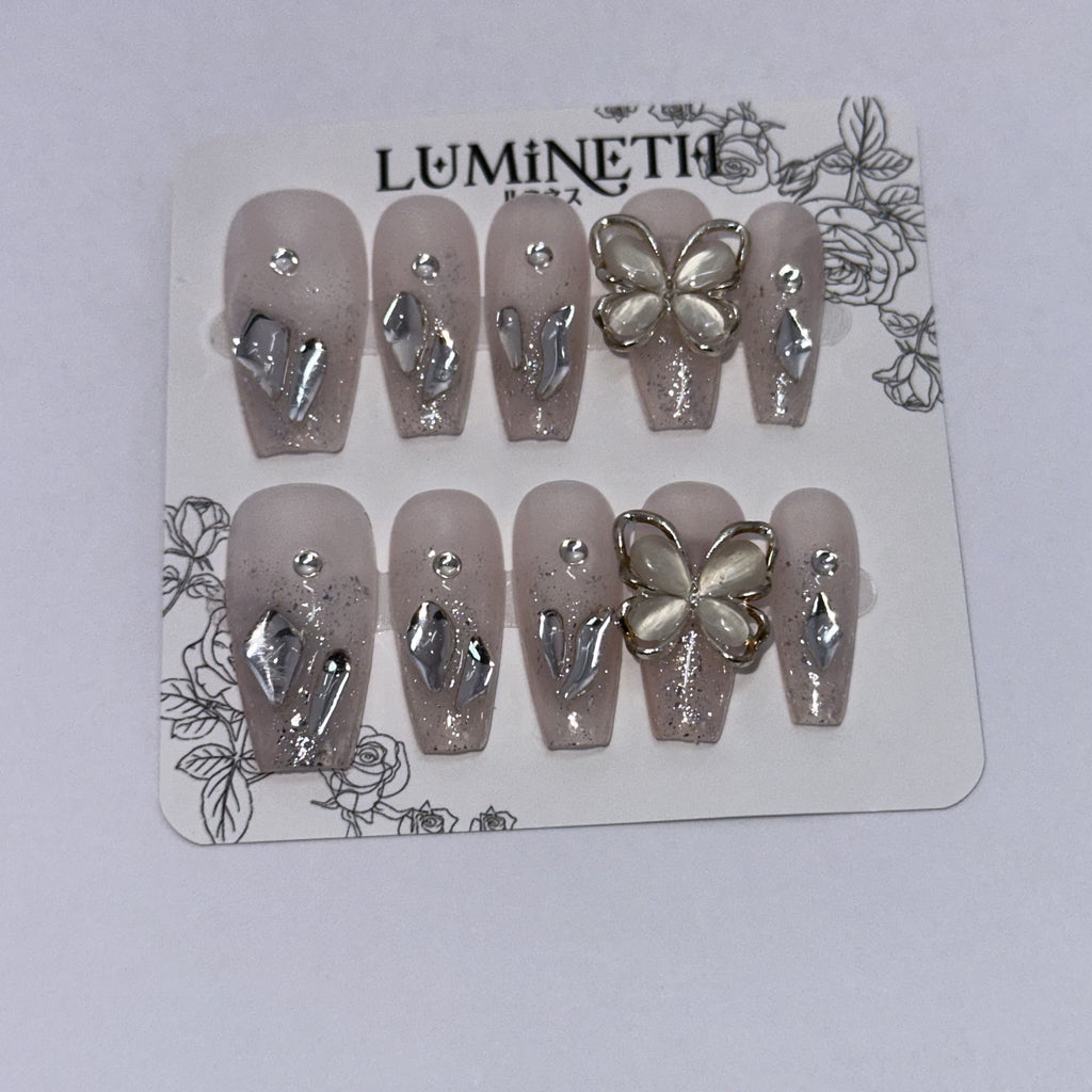 ダイヤモンド・バタフライ