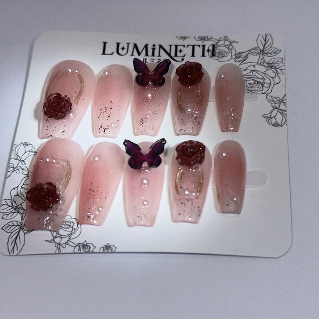 ゴシック・レッドローズ