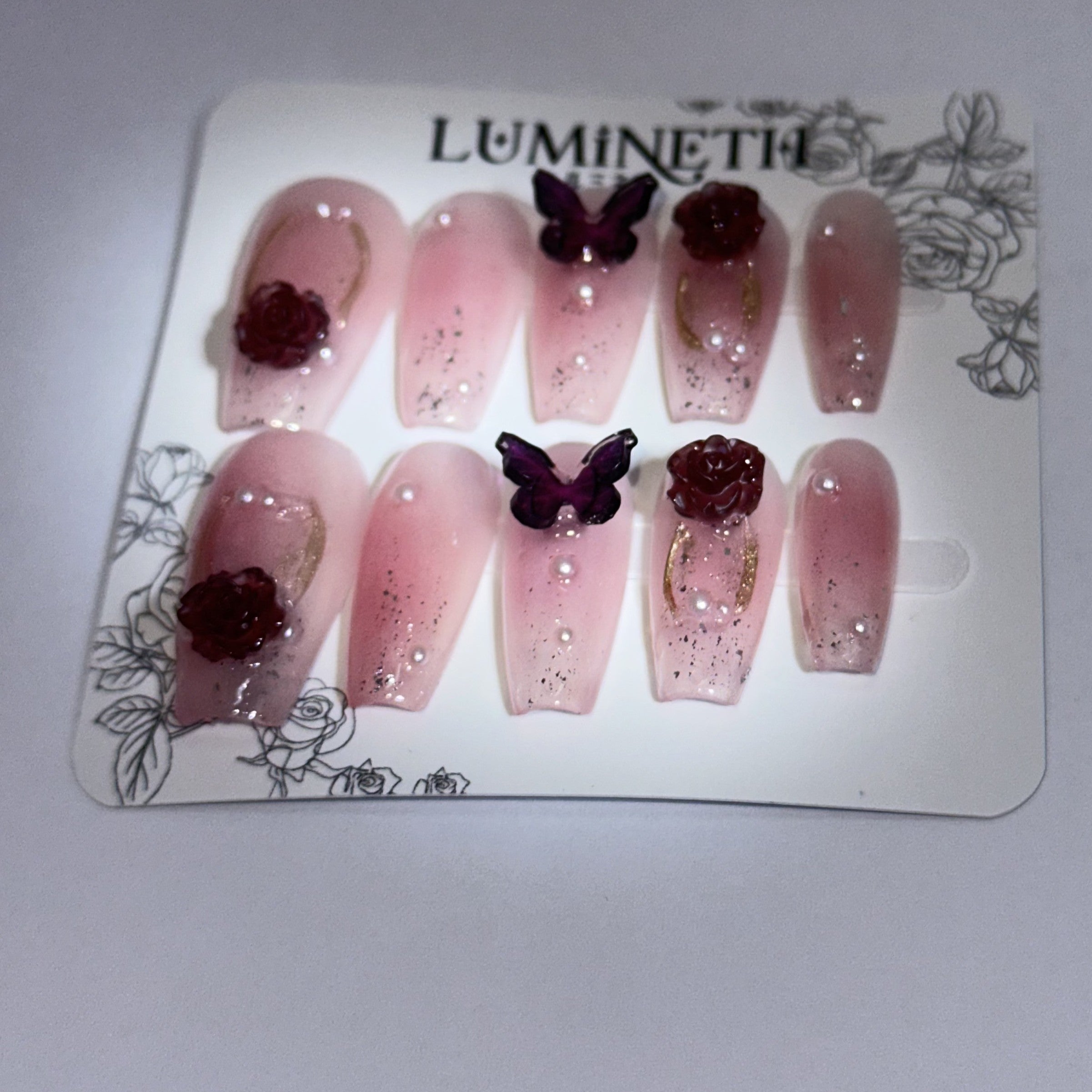 ゴシック・レッドローズ