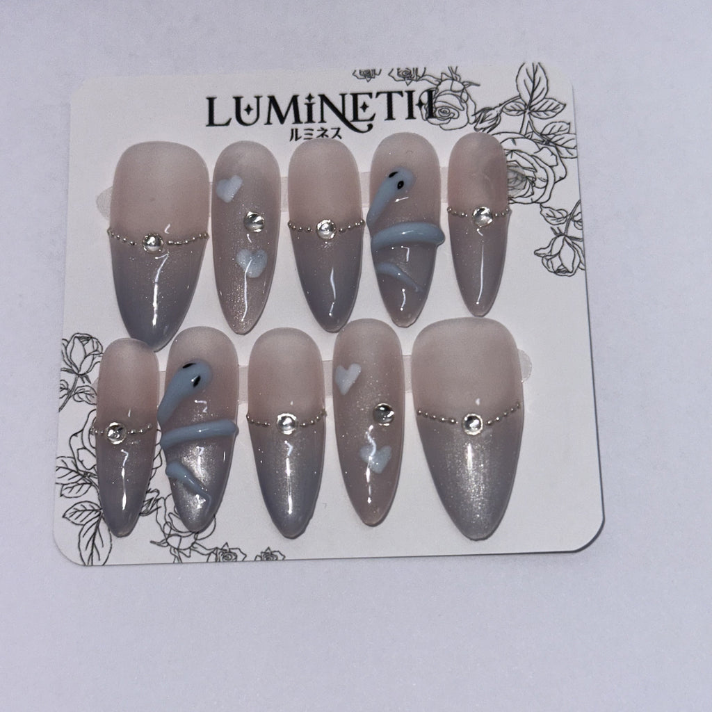 スネークライン・アクアハート