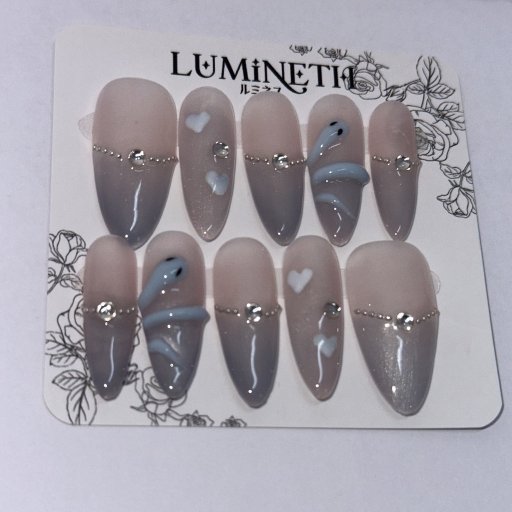 スネークライン・アクアハート