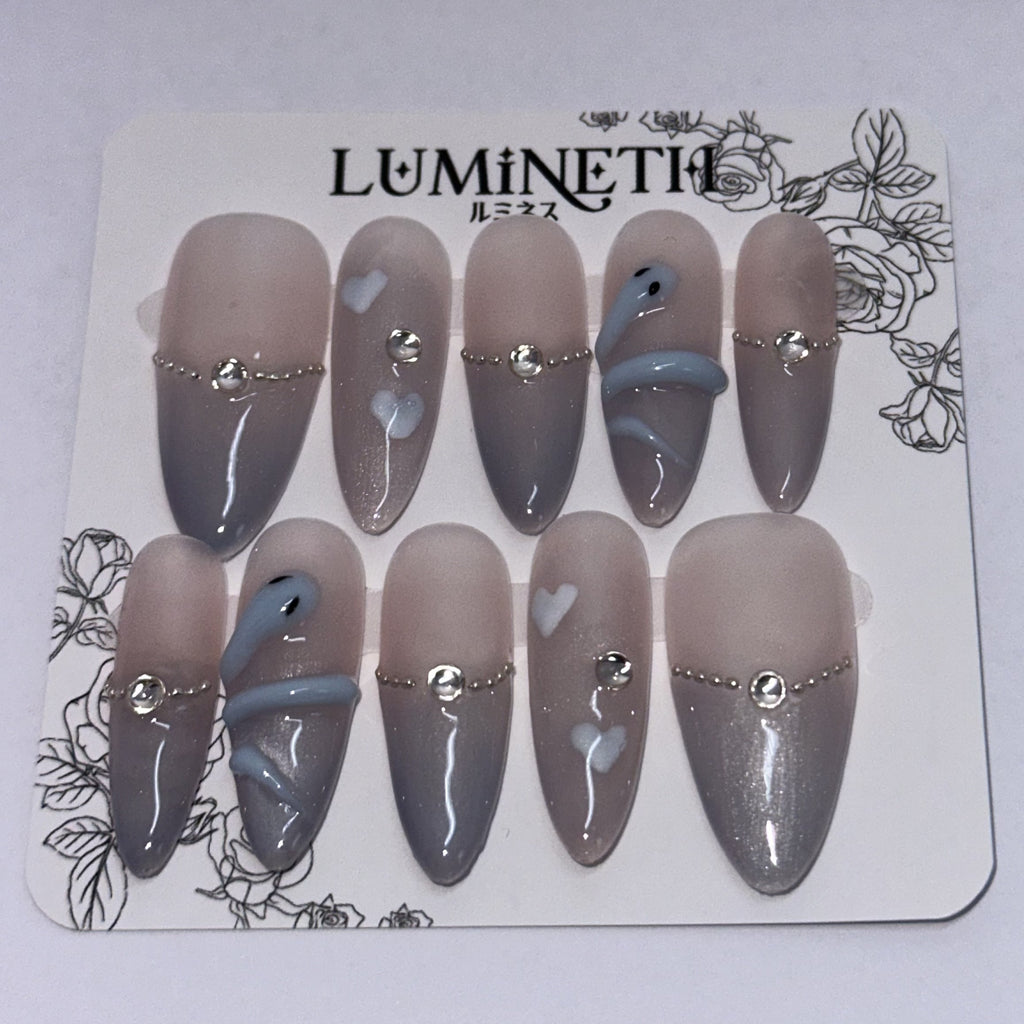 スネークライン・アクアハート