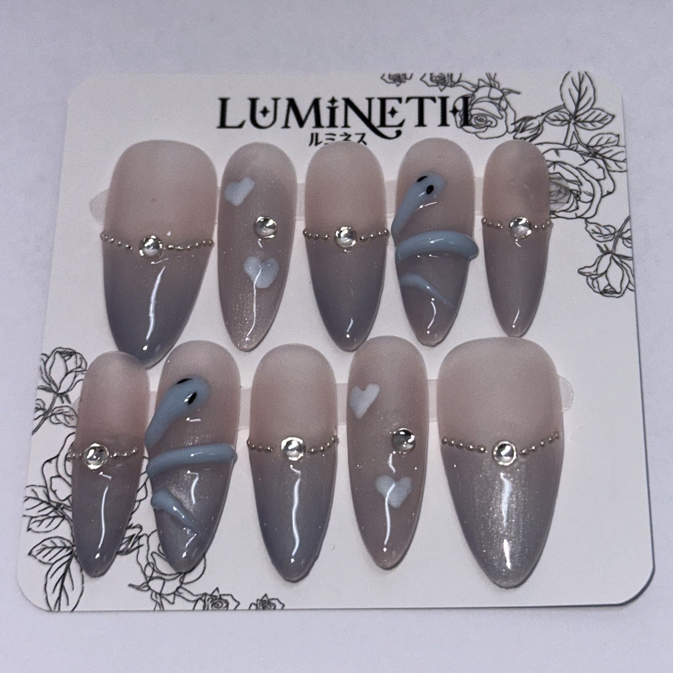 スネークライン・アクアハート