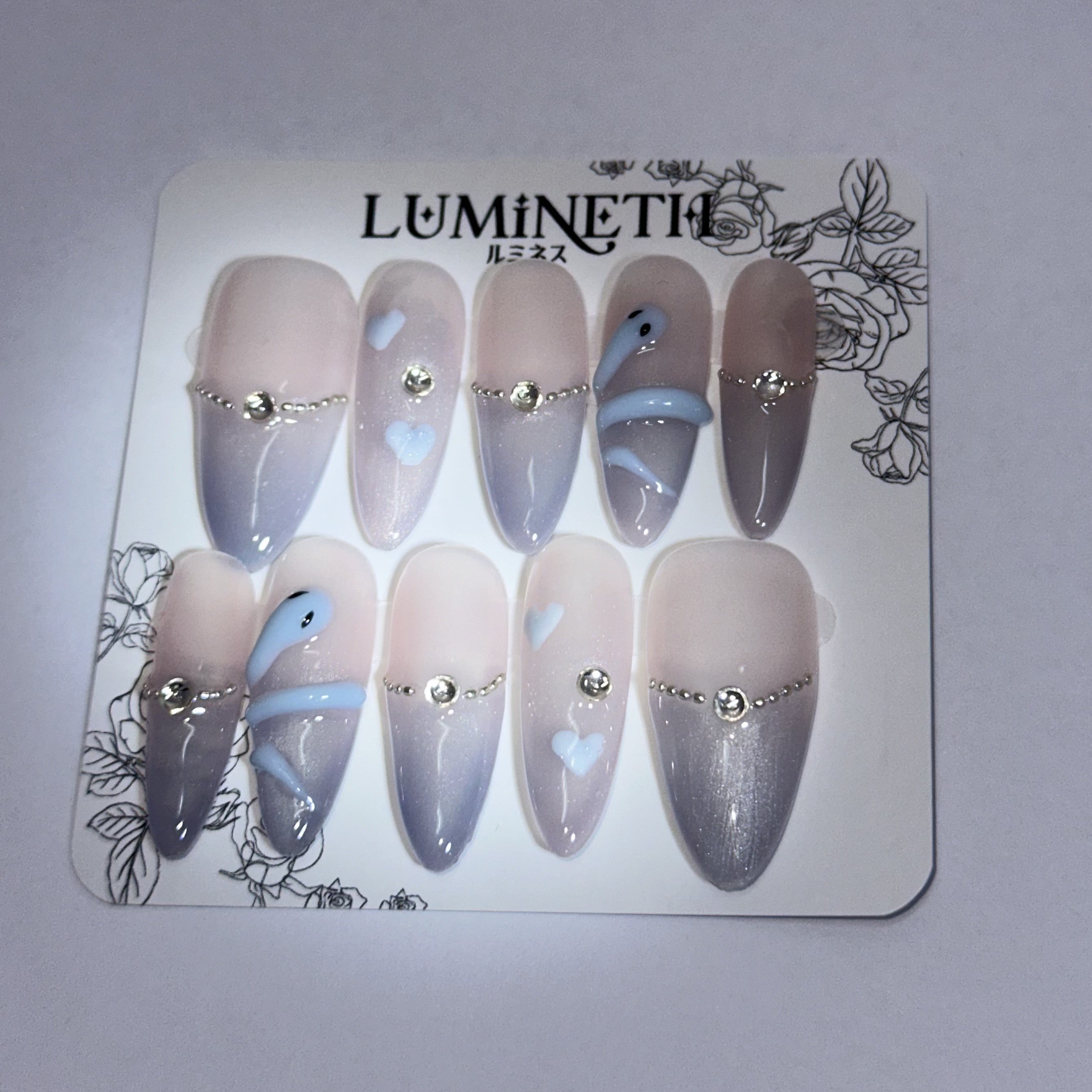 スネークライン・アクアハート