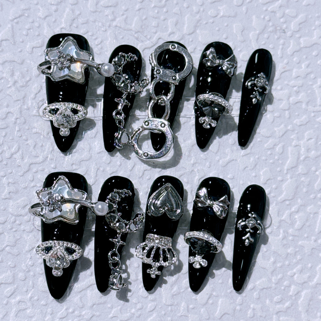 やみカワ・Y2Kチップ