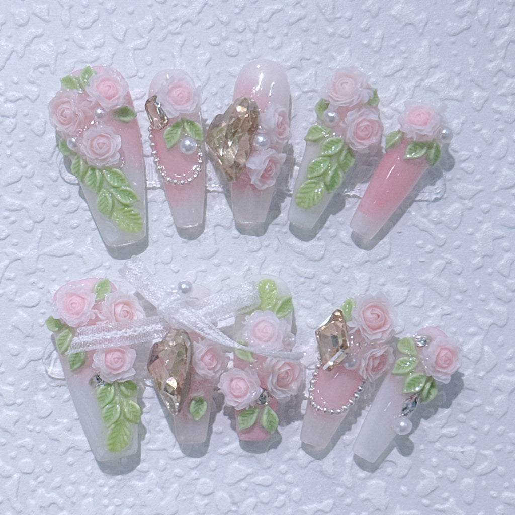 アンティークローズガーリーネイル