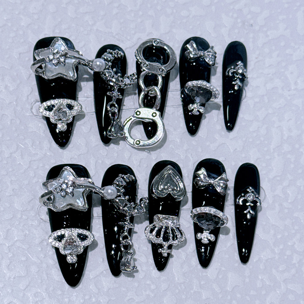 やみカワ・Y2Kチップ