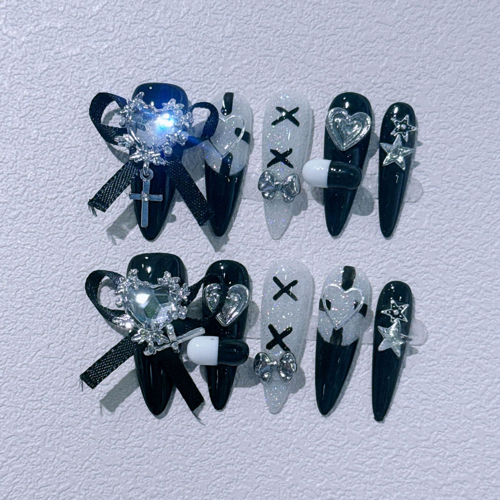 ブラックリボンモノトーンチップ