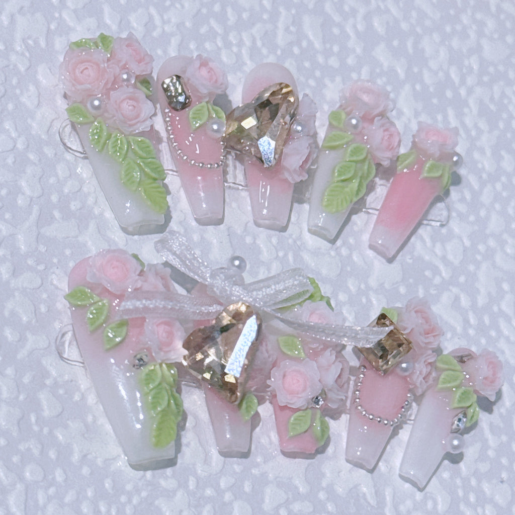 アンティークローズガーリーネイル