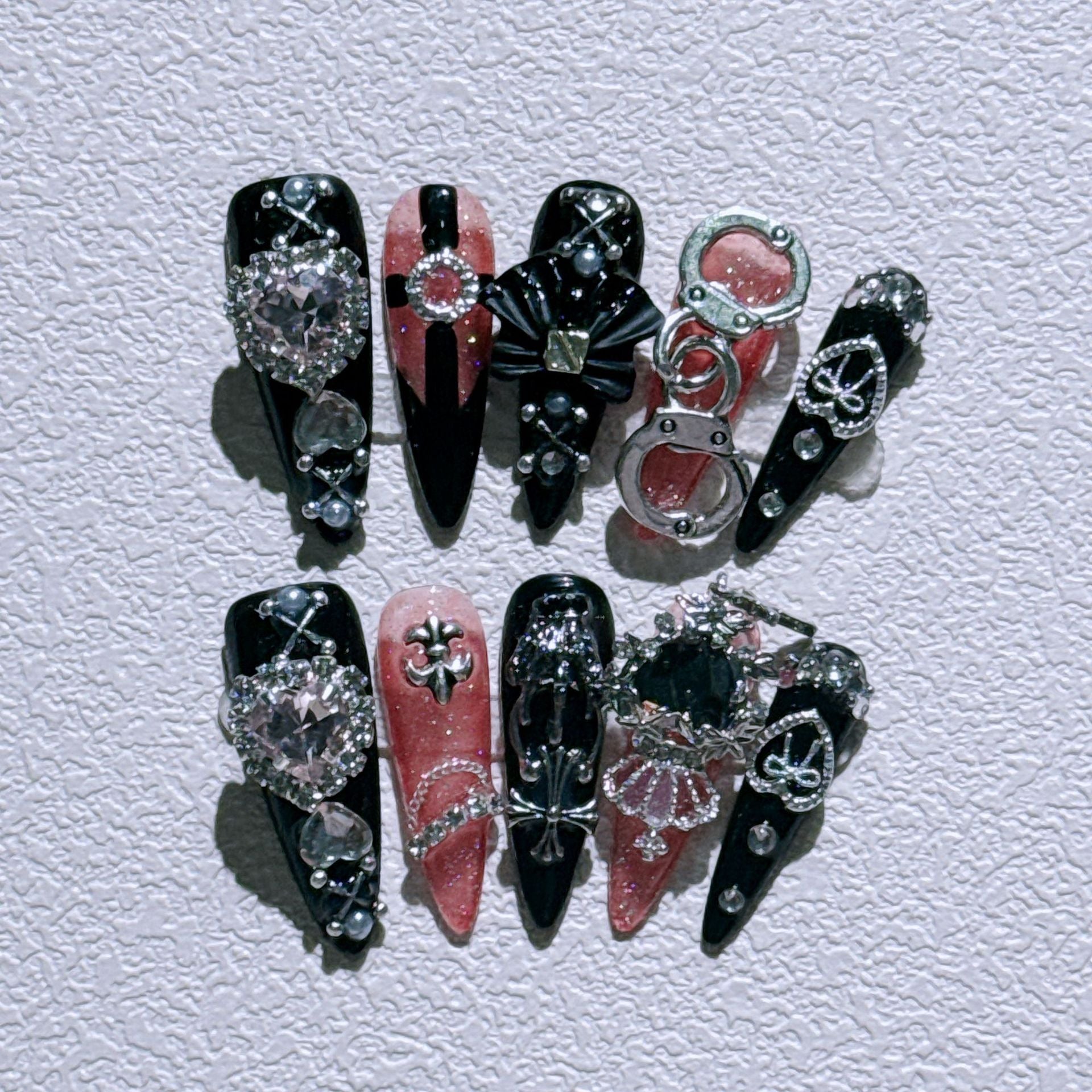 やみロック・ドール