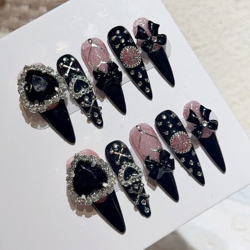 漆黒のクイーン・ハート