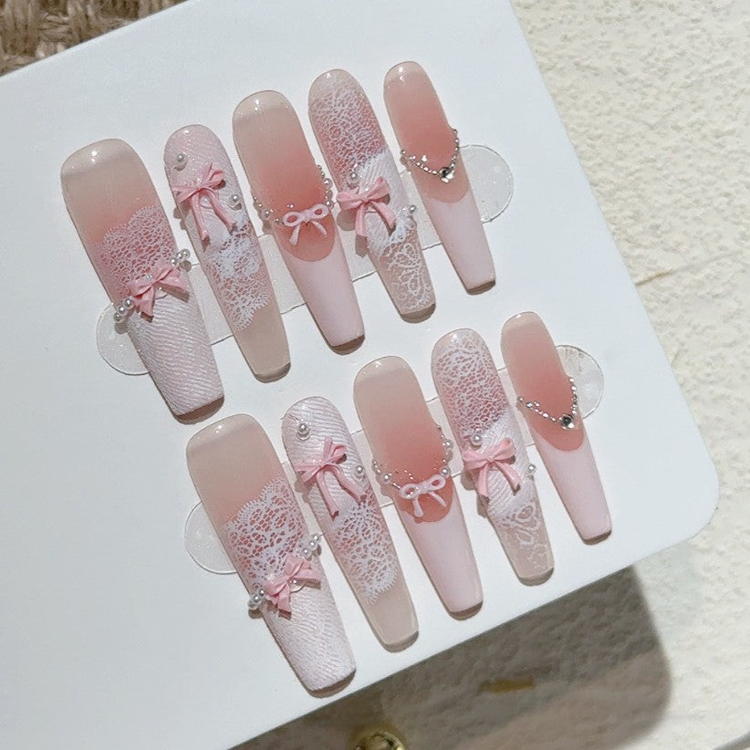 マカロンピンクレースリボン