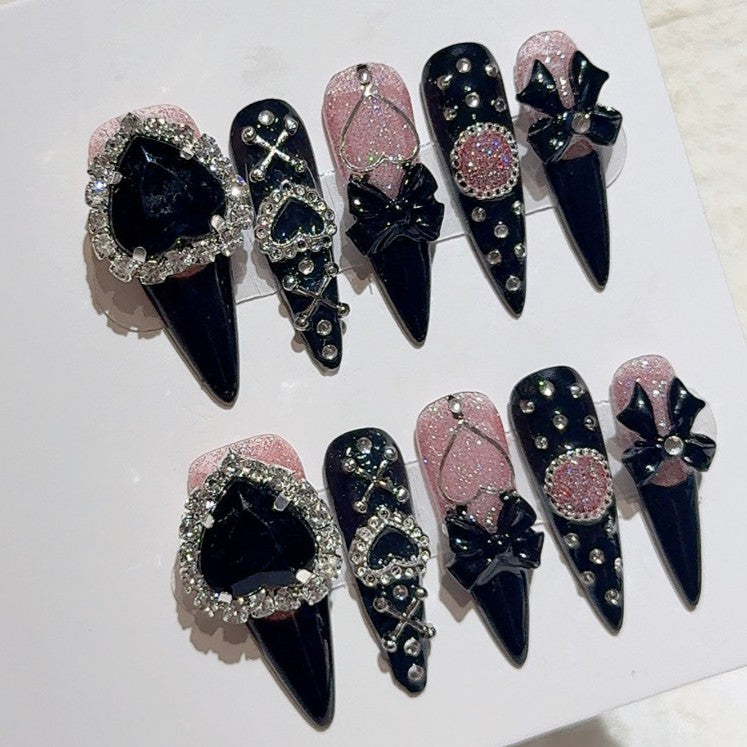 漆黒のクイーン・ハート